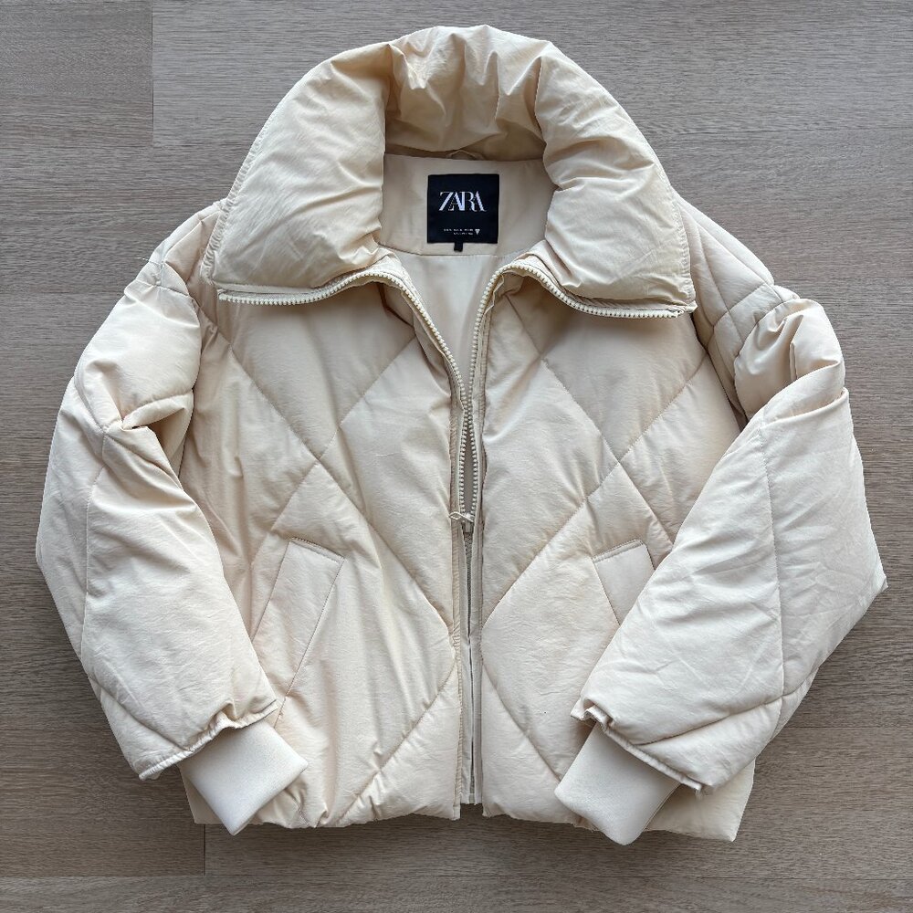 🤍 ZARA Beige Quilted Puffer Jacket